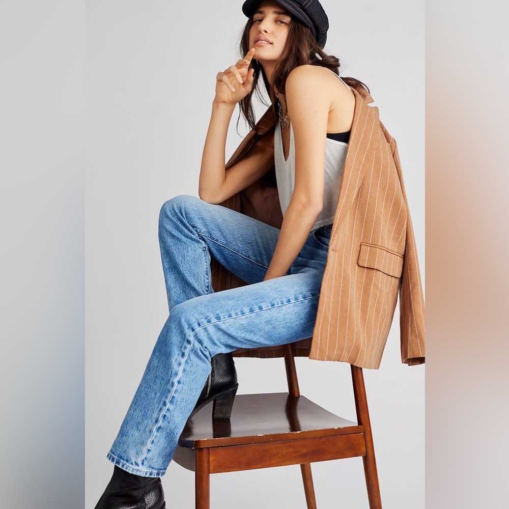 Levis 501 Straight Leg Jeans